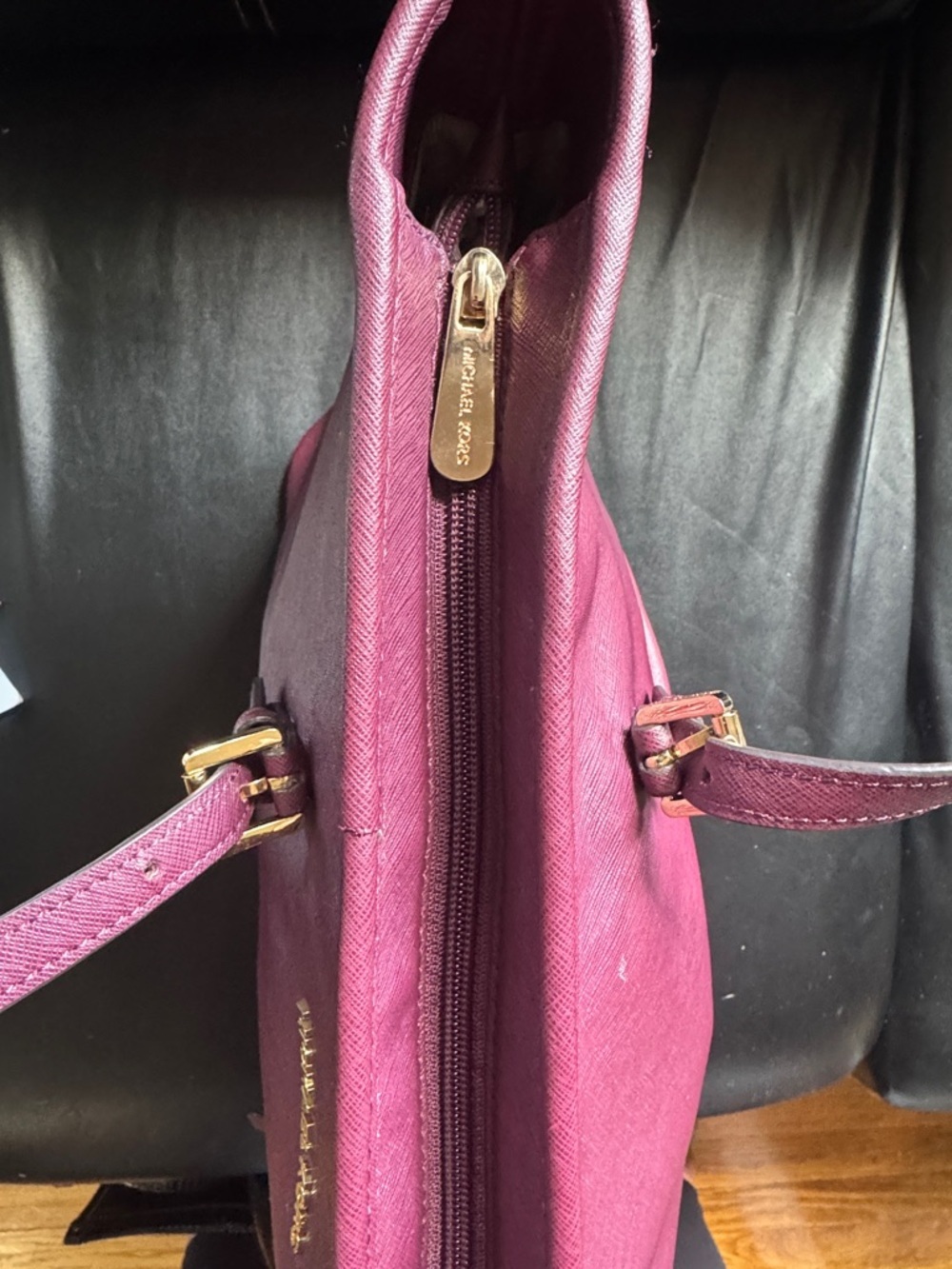MICHAEL KORS Burgundy jet set Saffiano Leather Tote - Picture 11 of 12